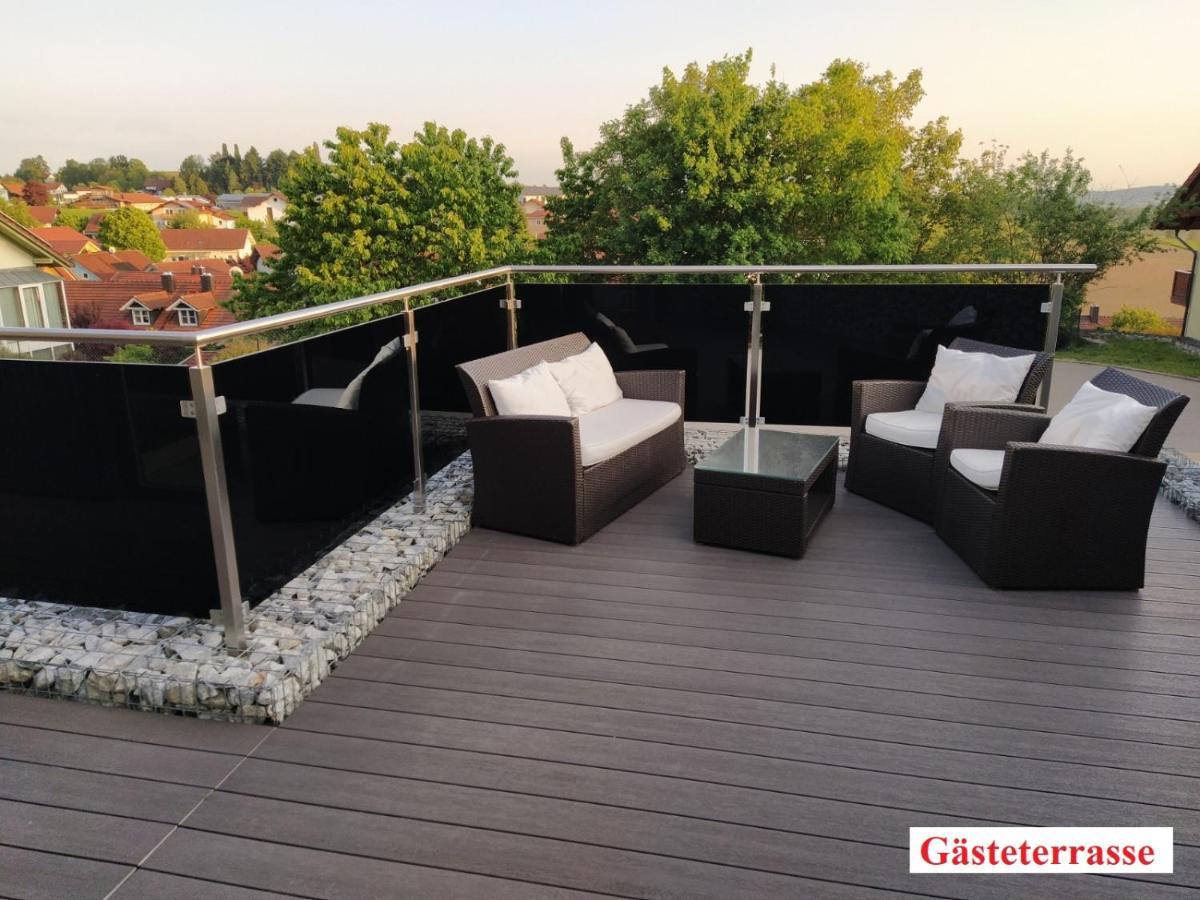 Ferienwohnung Fernblick Neukirchen vorm Wald Exterior foto
